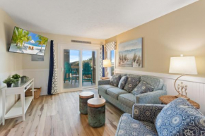 SO5A Oceanside Bungalow Oceanfront Shared Pool